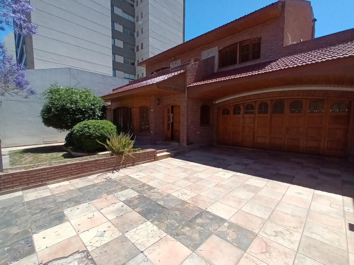 Caserón en Venta Centro Zona C1 5