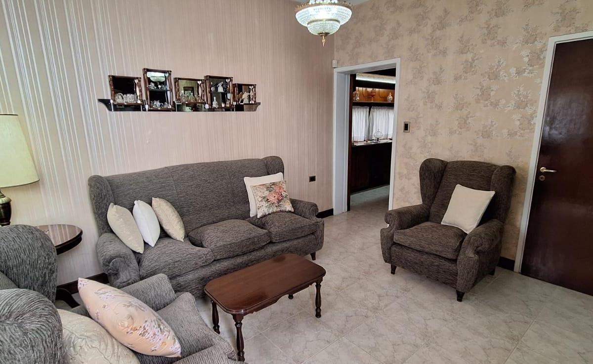 Casa en Venta Apta Cred. Hip. Barrio Anchorena 1