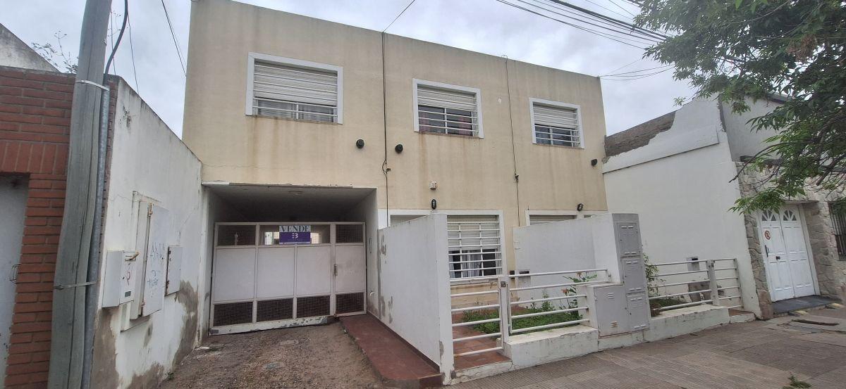 DUPLEX CON COCHERA EN VENTA BARRIO PEDRO PICO!!