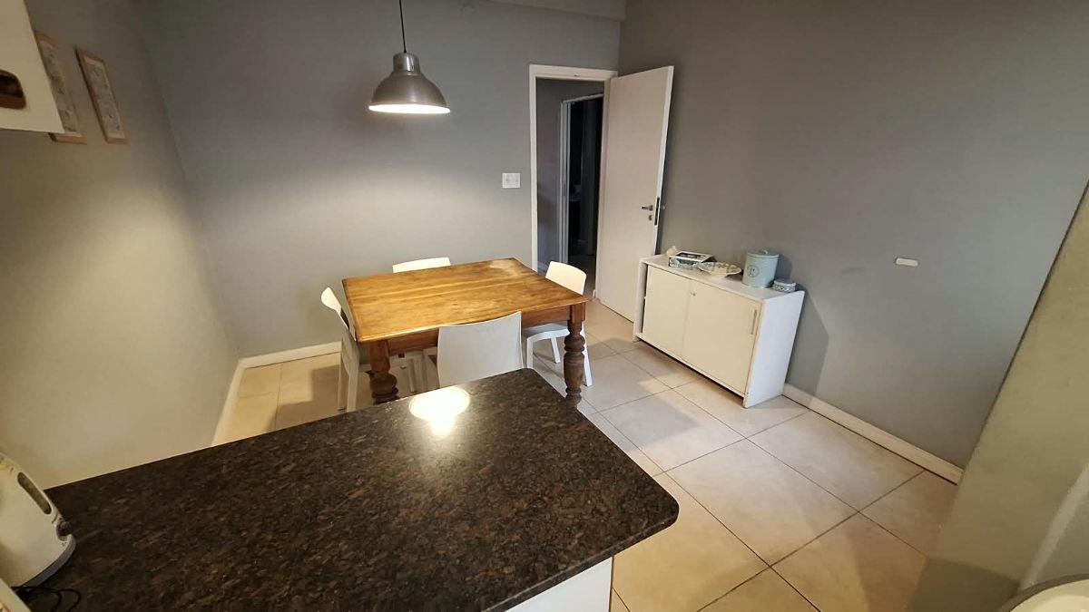 Foto de VENTA CASA EN ALTOS PH 2 DORMIS A 3 CUADRAS DE LA PLAZA, imagen 3