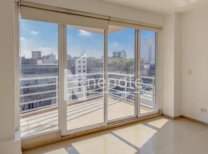 Oportunidad Moderno Monoambiente Balcón + Cochera Fija Cubierta Bajas Expensas  1