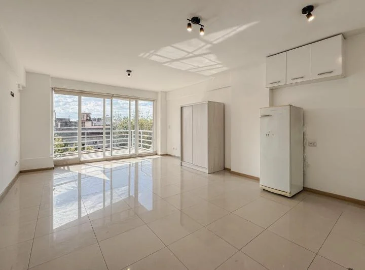 Oportunidad Moderno Monoambiente Balcón + Cochera Fija Cubierta Bajas Expensas  3