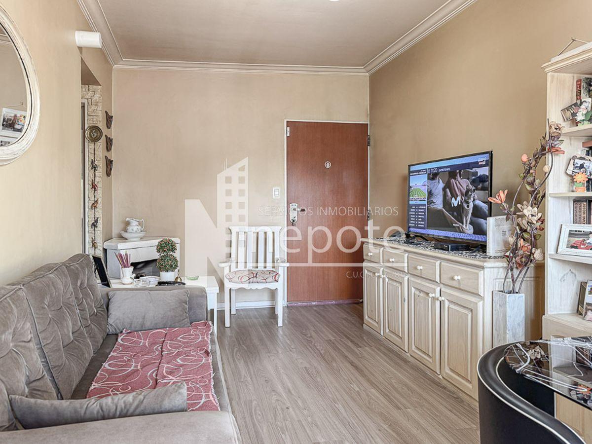 Departamento 3 Ambientes Piso Alto Vista Plaza Cochera Cubierta Villa Urquiza Oportunidad Apto