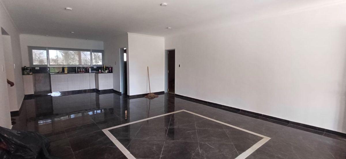 Foto de Casa en venta – China Muerta, Neuquén, imagen 2