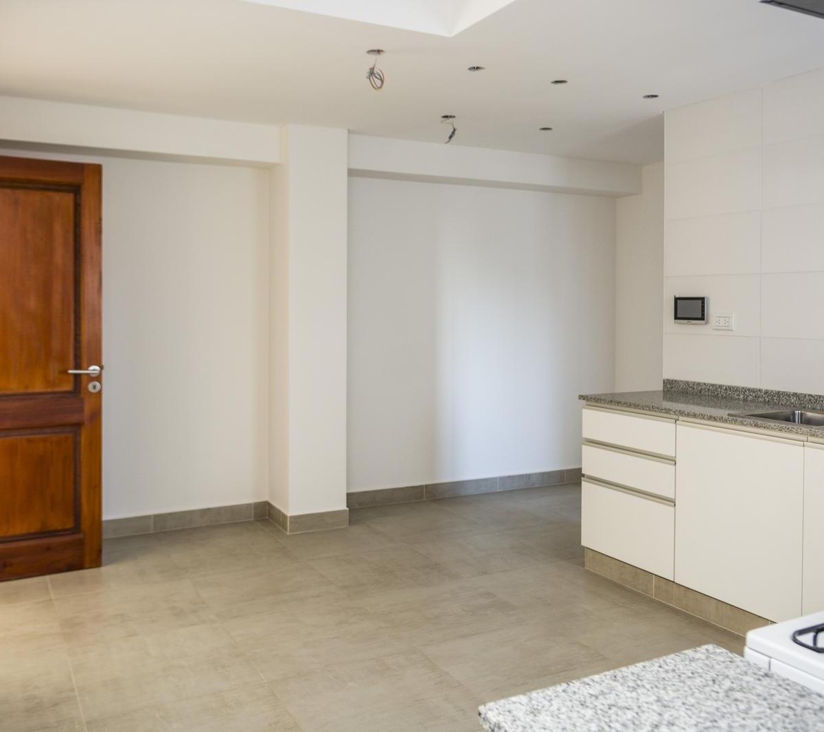 Departamento en Venta 3 Dorm. Edificio Alvarado 4