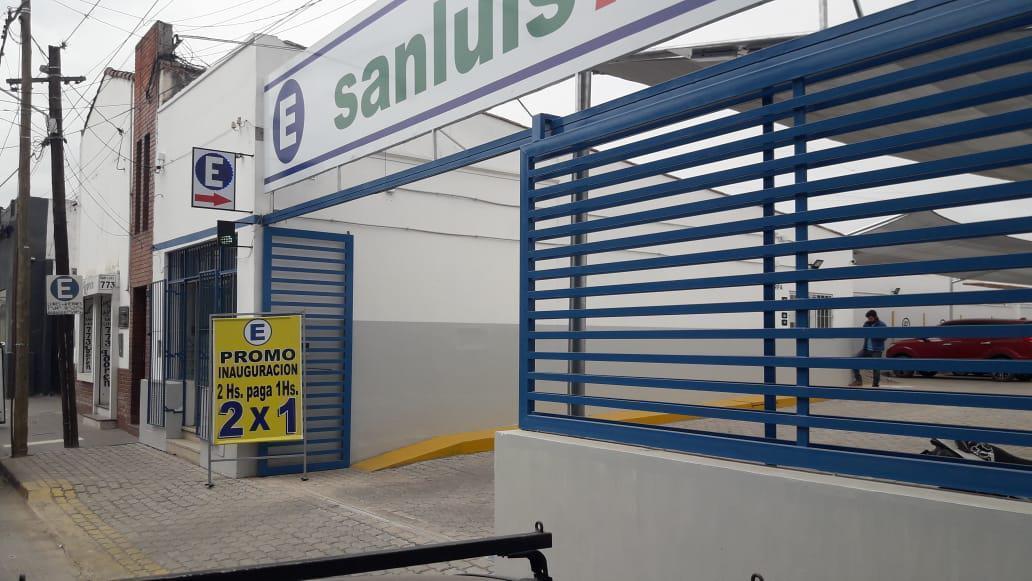 Venta Cochera en Calle San Luis al 700