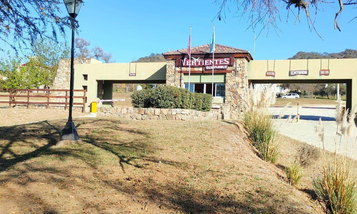 Terreno en Venta en Club Privado Vertientes, Vaqueros 2