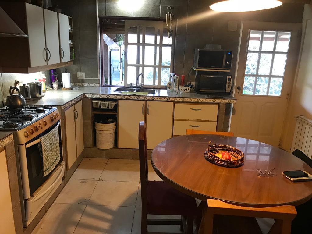 Casa en Venta en Vaqueros, a 1 Cuadra de La Av San Martín 4
