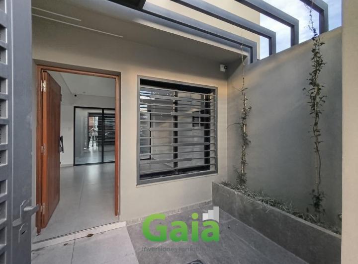 Casa en Alquiler Tres Cerritos 2