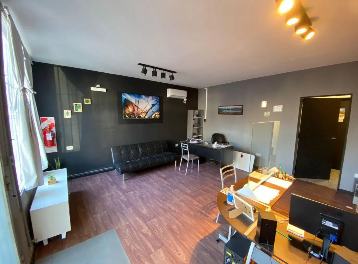 Galpón en Venta de 250 mts Macrocentro Calle España al 1000 2