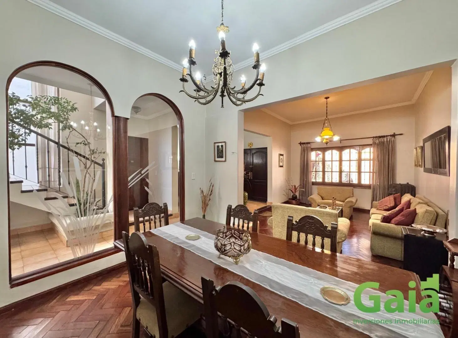Casa en Venta Pueyrredon al 600 4 dorm apta a credito 3