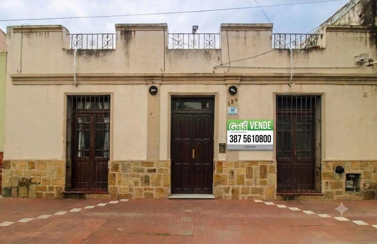 Casa en Venta Corrientes al 100 3