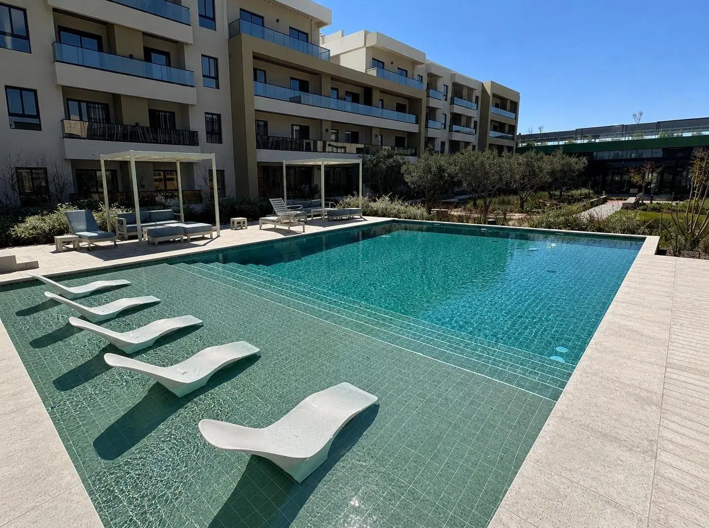 EN VENTA DEPARTAMENTO  MONOAMBIENTE AMOBLADO EN PORTO 3