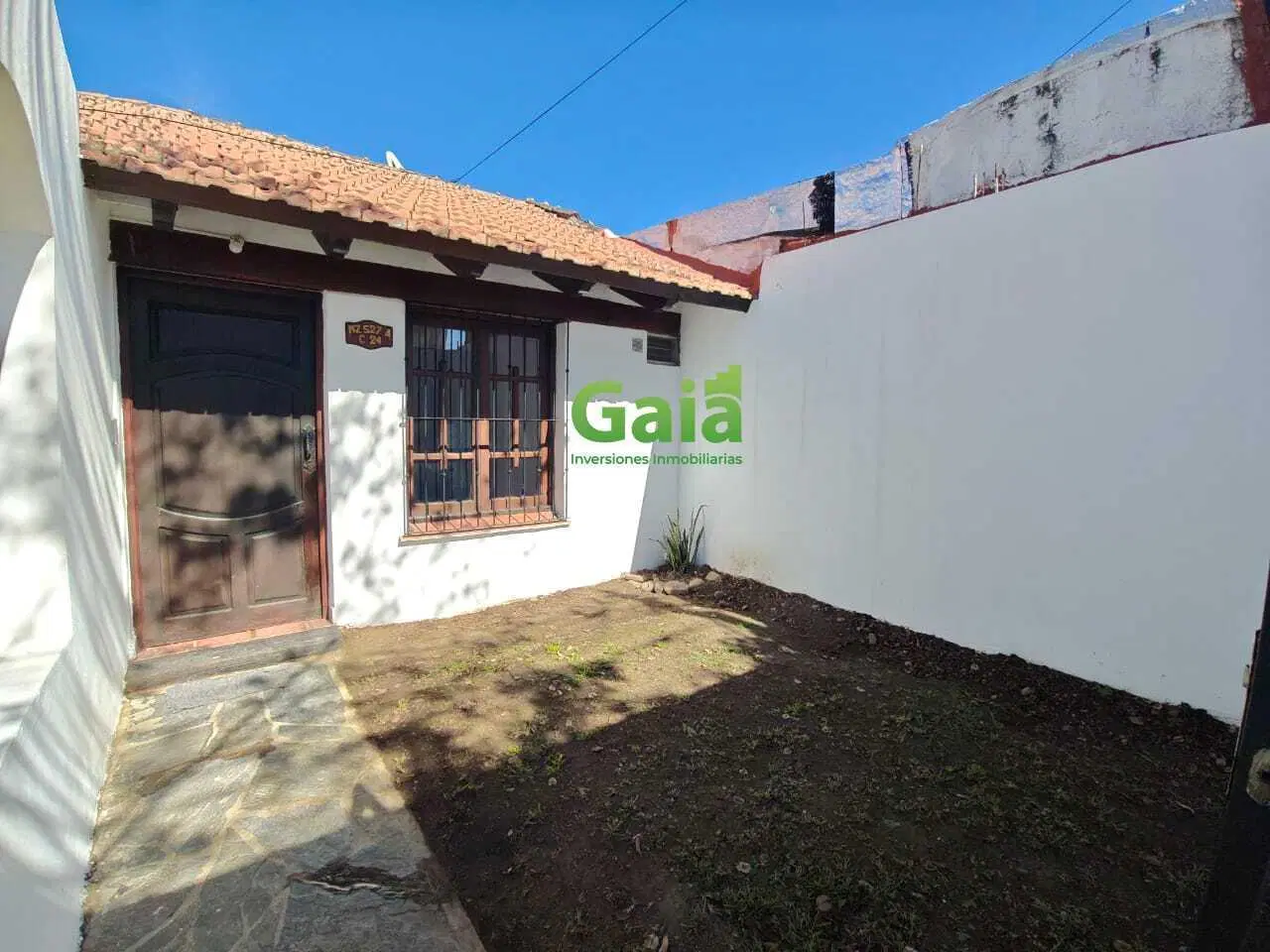 CASA EN BARRIO HUAICO 3