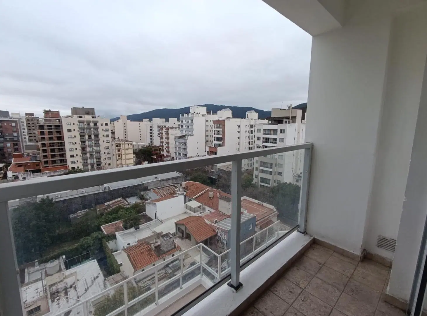 DEPARTAMENTO EN ALQUILER 3