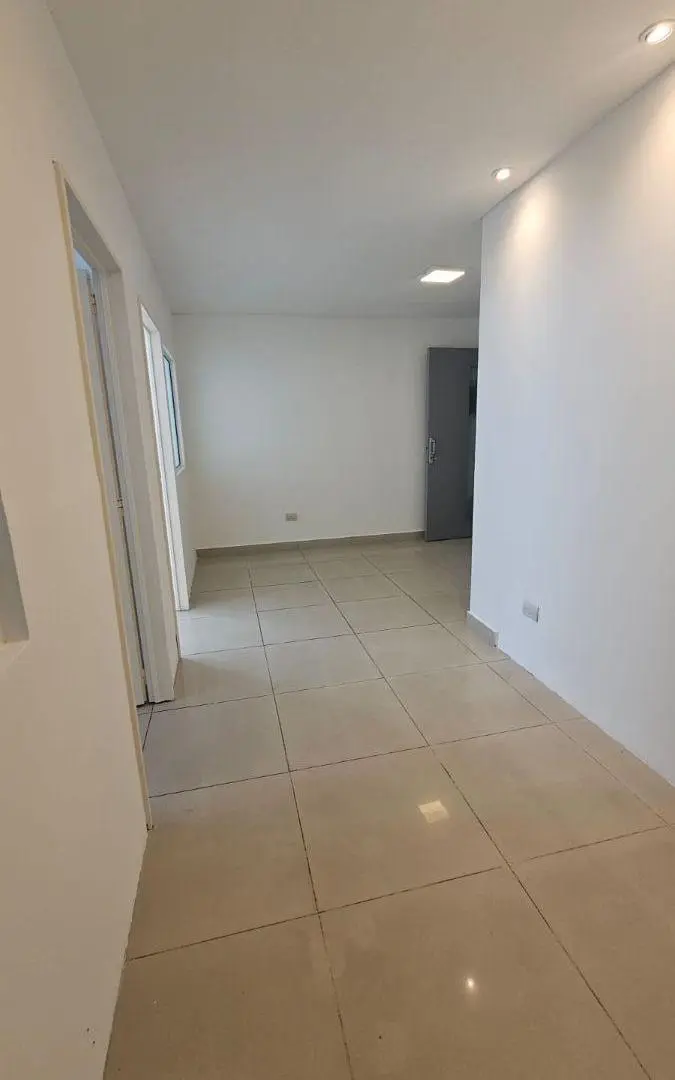 Alquiler de Oficina . Cerro de las Rosas . COMPLEJO VILLAGE 3