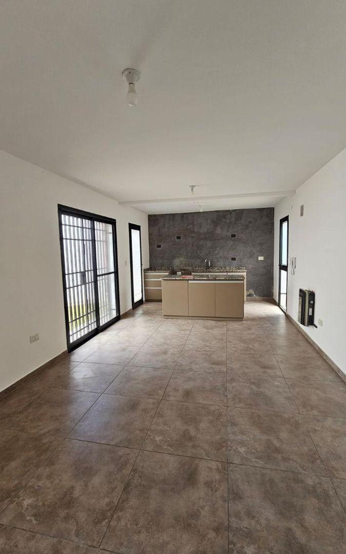 Foto de DUPLEX HOUSING ORESTE, Alquiler 2 dorm, imagen 2