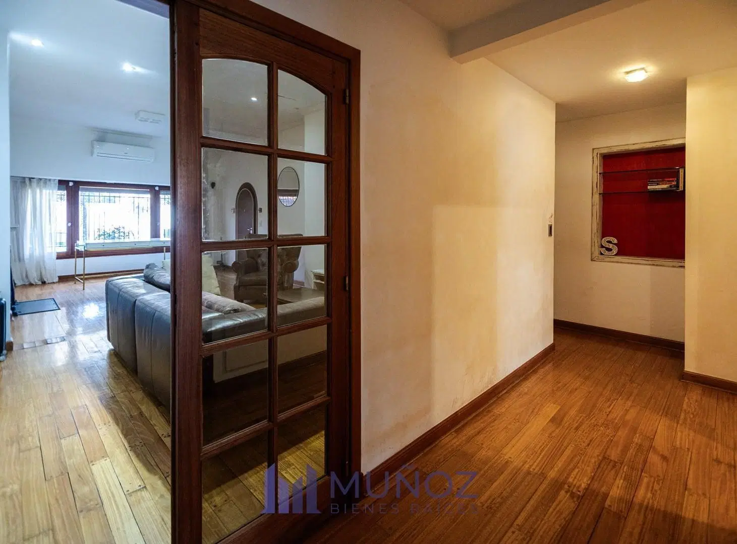 Venta Casa con Pileta y Jardín en Olivos, Vicente López 2