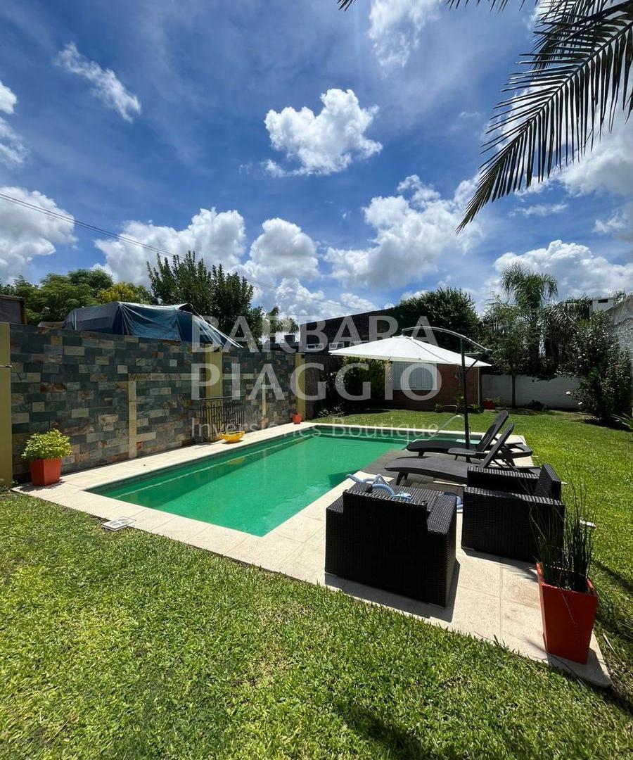 Foto de CASA DE CATEGORIA en Santo Tome - Lisandro de la Torre al 2500, imagen 1