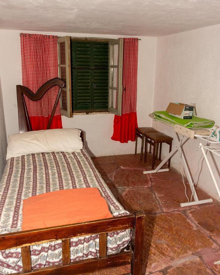 Casa en Unquillo! Terreno de 3228 M²! 3