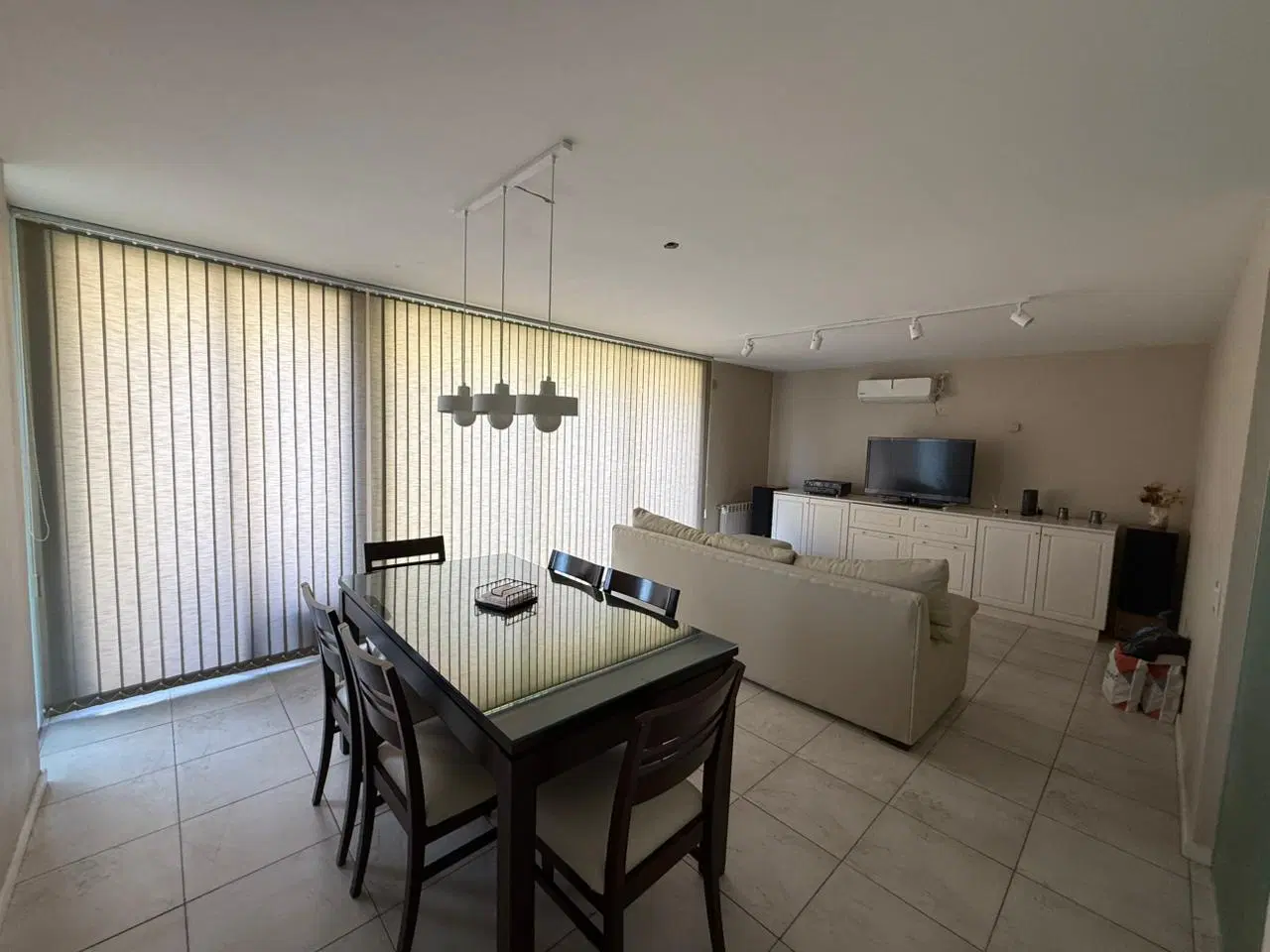VENTA DÚPLEX 2 PLANTAS EN HOUSING VILLA ALLENDE 2