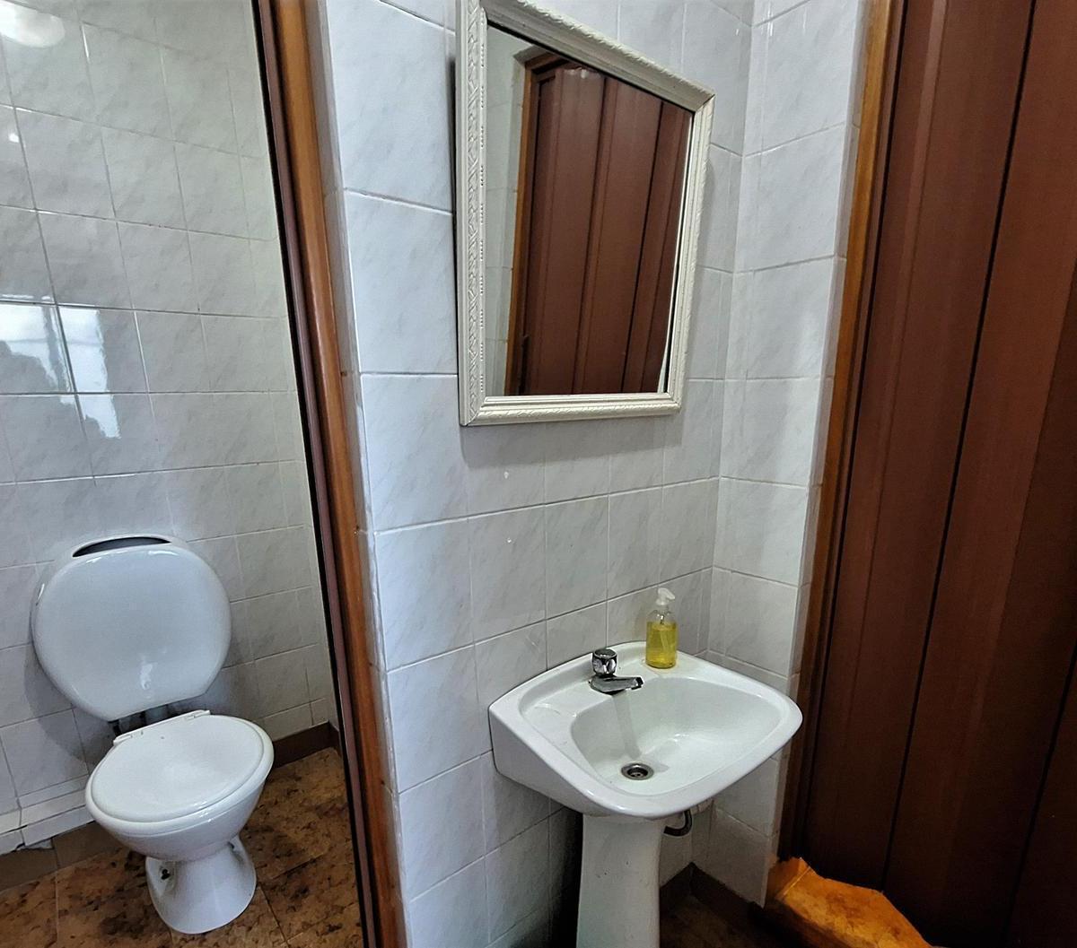 Casa en Venta en Berisso. Consultorios. Oficinas 5