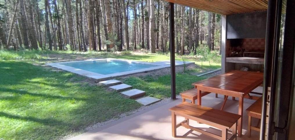 Casa Tres Dorm. en Venta en Villarobles con Pileta. Costa Atlantica 5