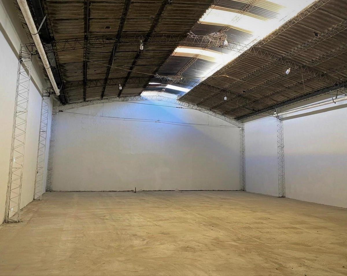 Galpón en Venta en La Plata 1
