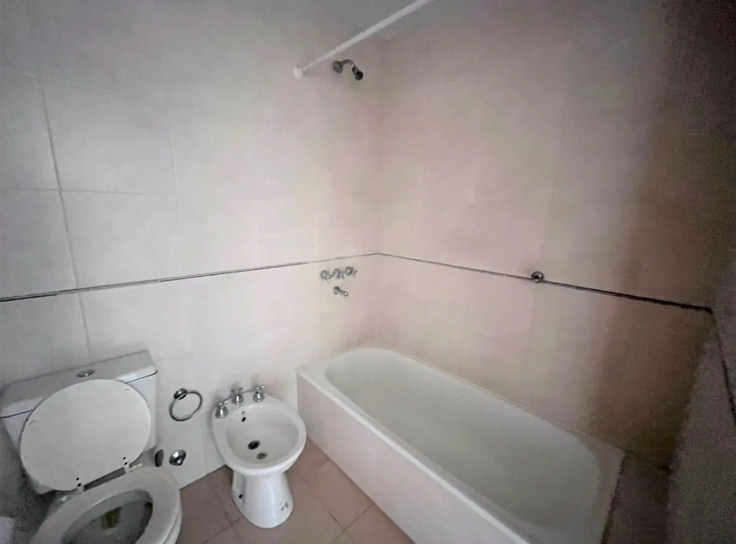 Dto. en alquiler de 1 dormitorio. La Plata 4