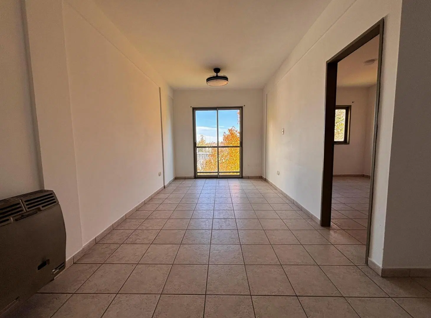Departamento de 1 dormitorio en alquiler. Opción cochera. La Plata 2