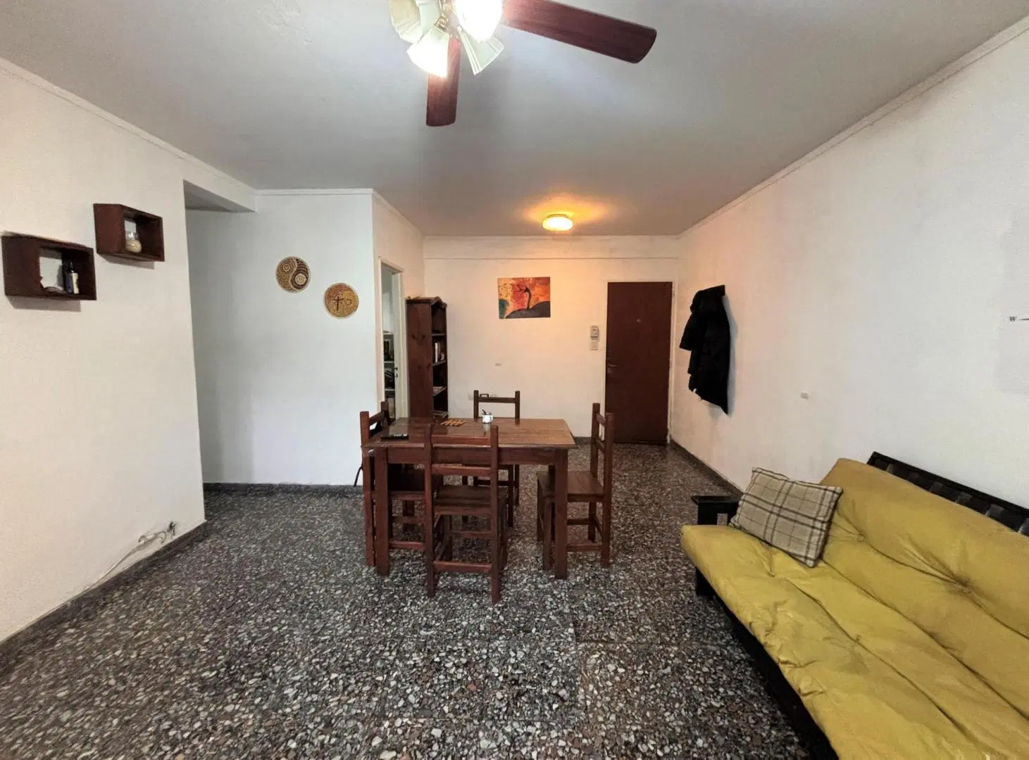 Departamento de dos dormitorios en venta. La Plata 5