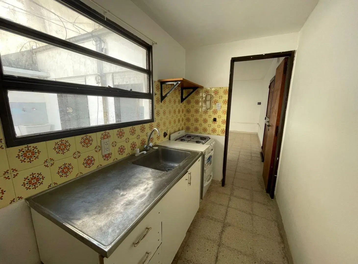 Departamento de un dormitorio, en venta. La Plata 1
