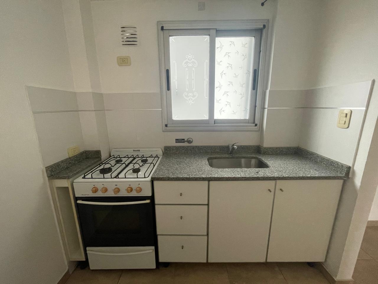 Foto de Monoambiente en alquiler. La Plata, imagen 2