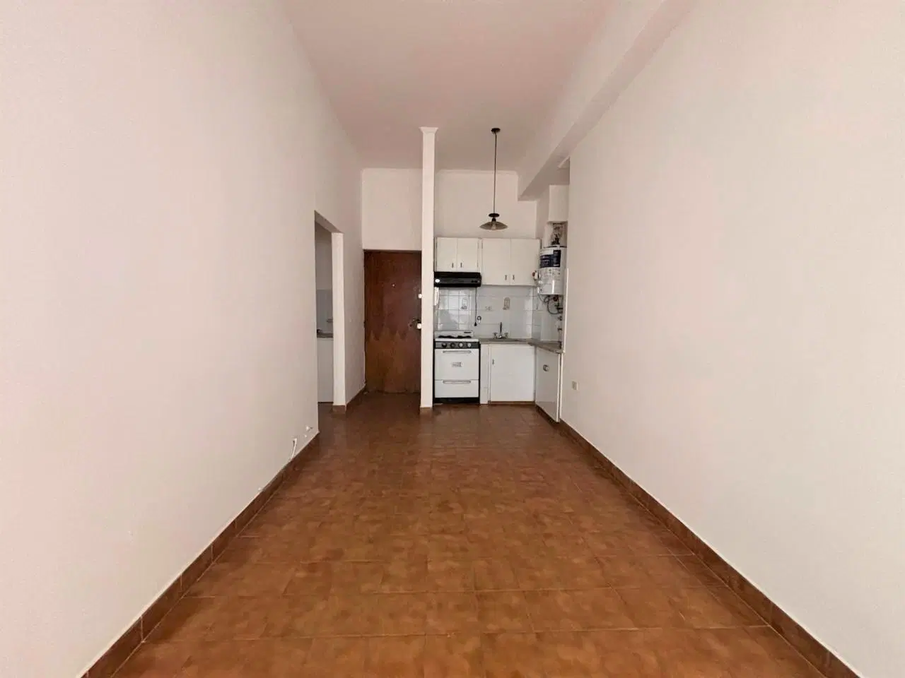 Departamento en alquiler de un dormitorio con patio. La Plata 5