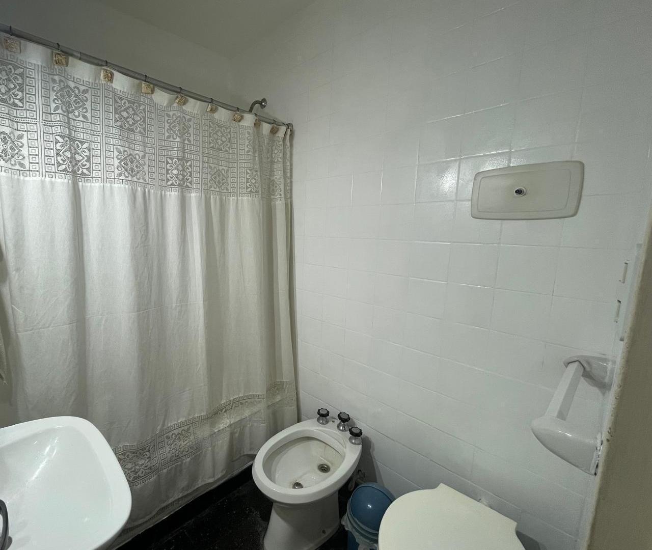 Foto de Departamento de un dormitorio, en alquiler. La Plata, imagen 3