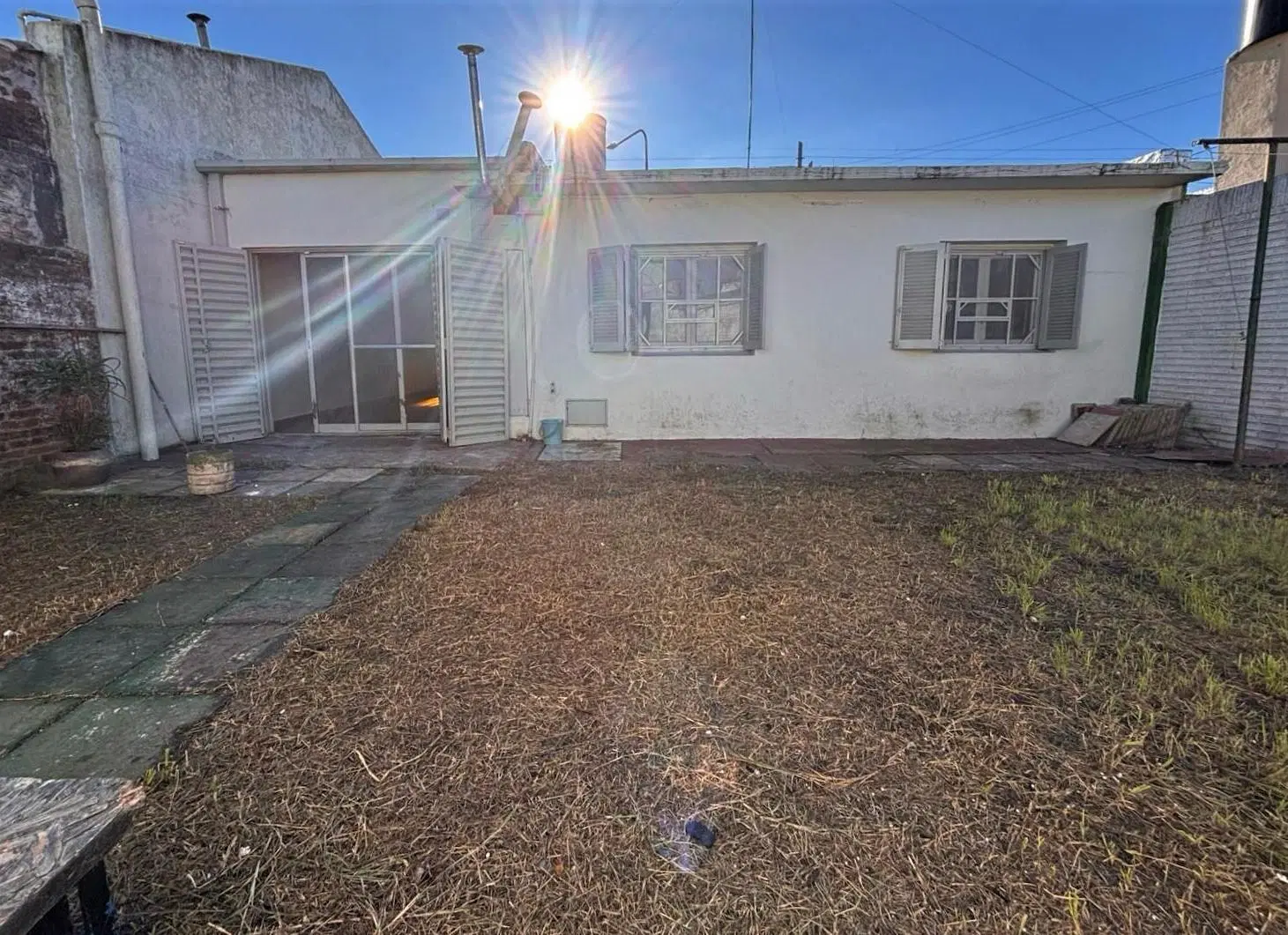Casa en venta, de 3 dormitorios. La Plata 2