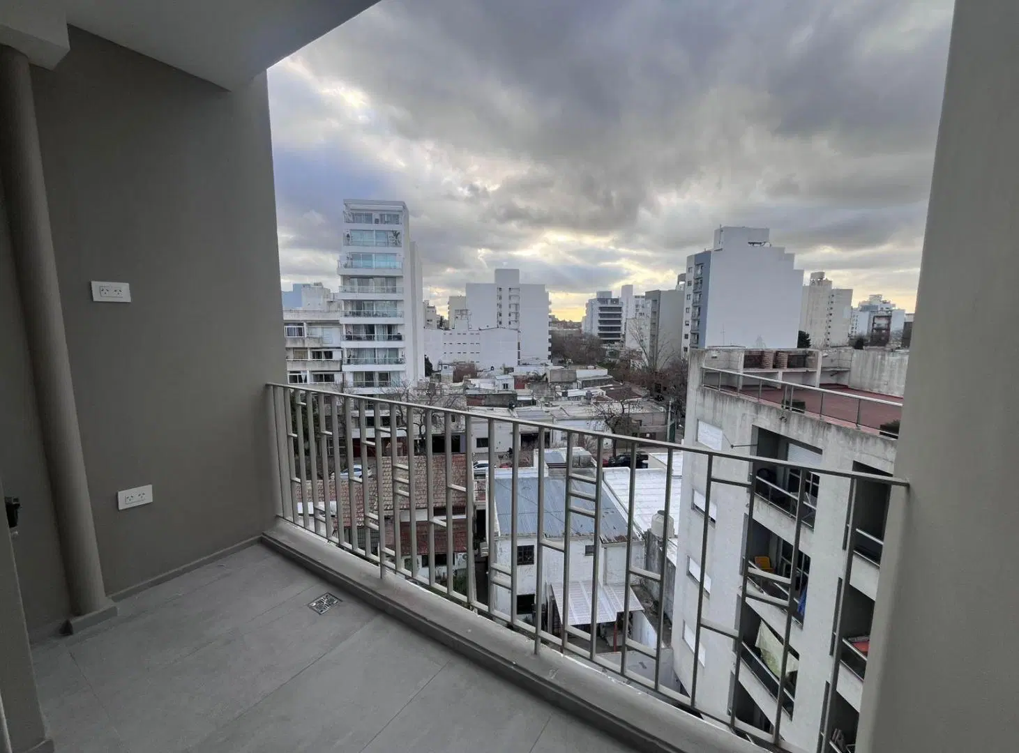 Departamento 1 dormitorio en alquiler. La Plata 5
