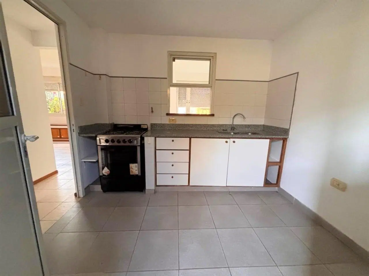 Departamento de 1 dormitorio en alquiler. La Plata 8