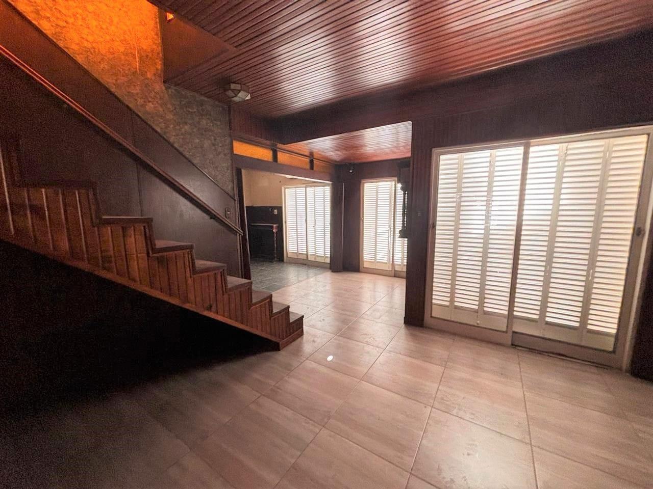 Foto de Casa en venta 2 dorm. con cochera y patio. La Plata, imagen 3