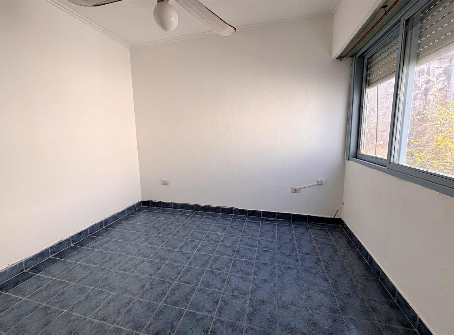 Foto de Oportunidad. Departamento 2 dormitorios en venta. La Plata. Apto Banco, imagen 4
