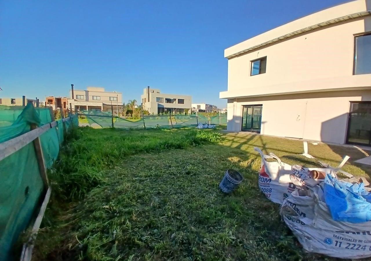 Foto de Casa en venta, en Barrio Privado "Greenville". Hudson, Berazategui., imagen 5