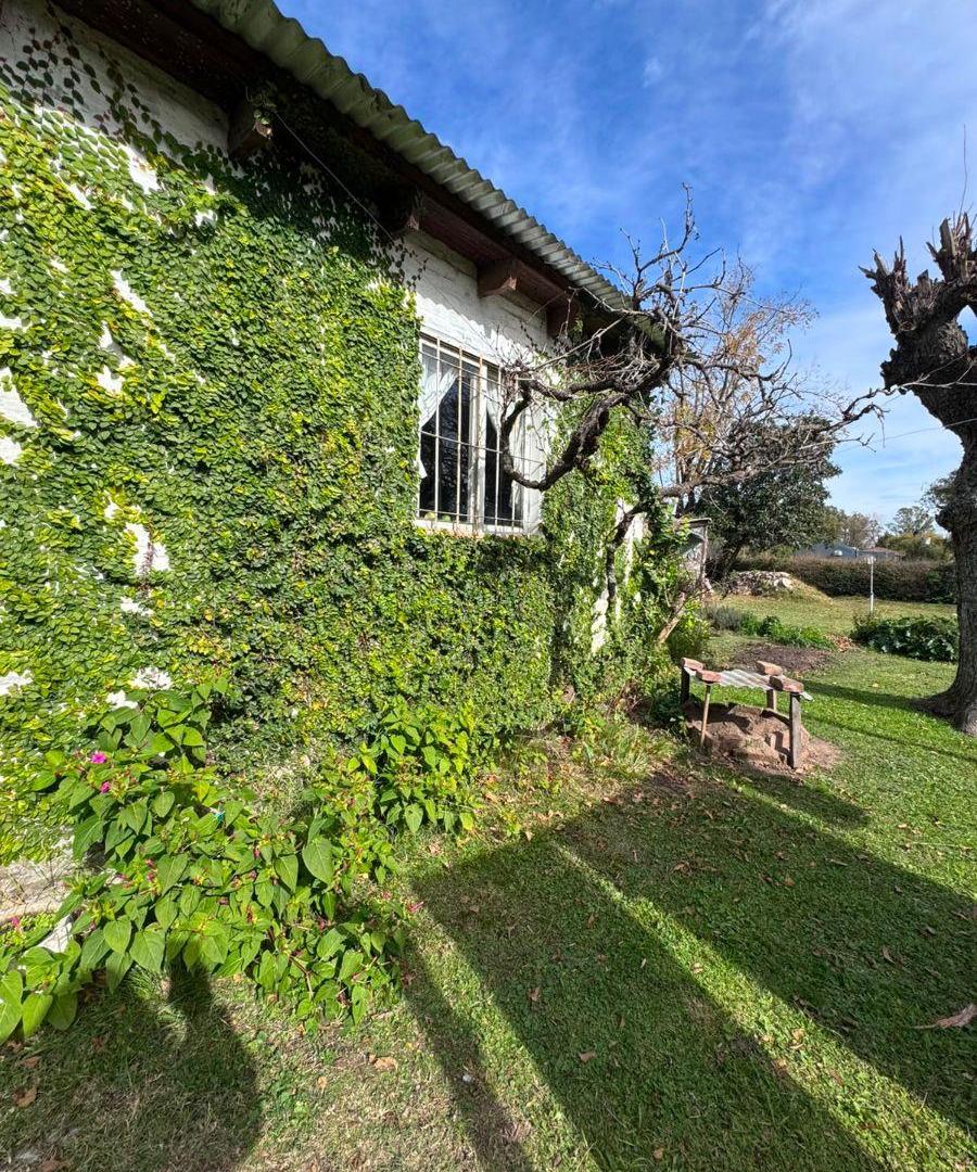 Casa Quinta en Tres Sargentos - frente a la Estación