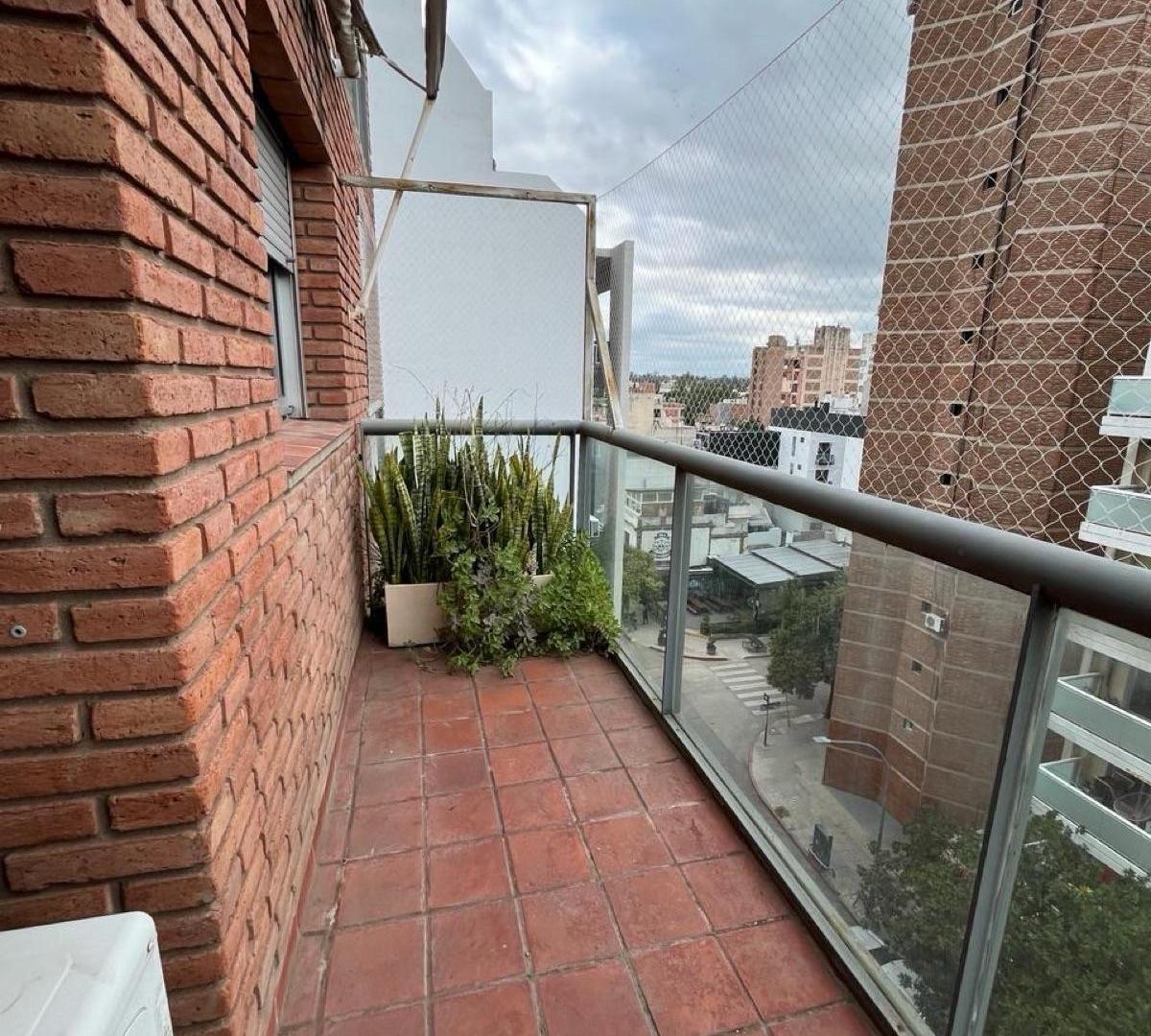 2 dorm balcón frente parque las tejas