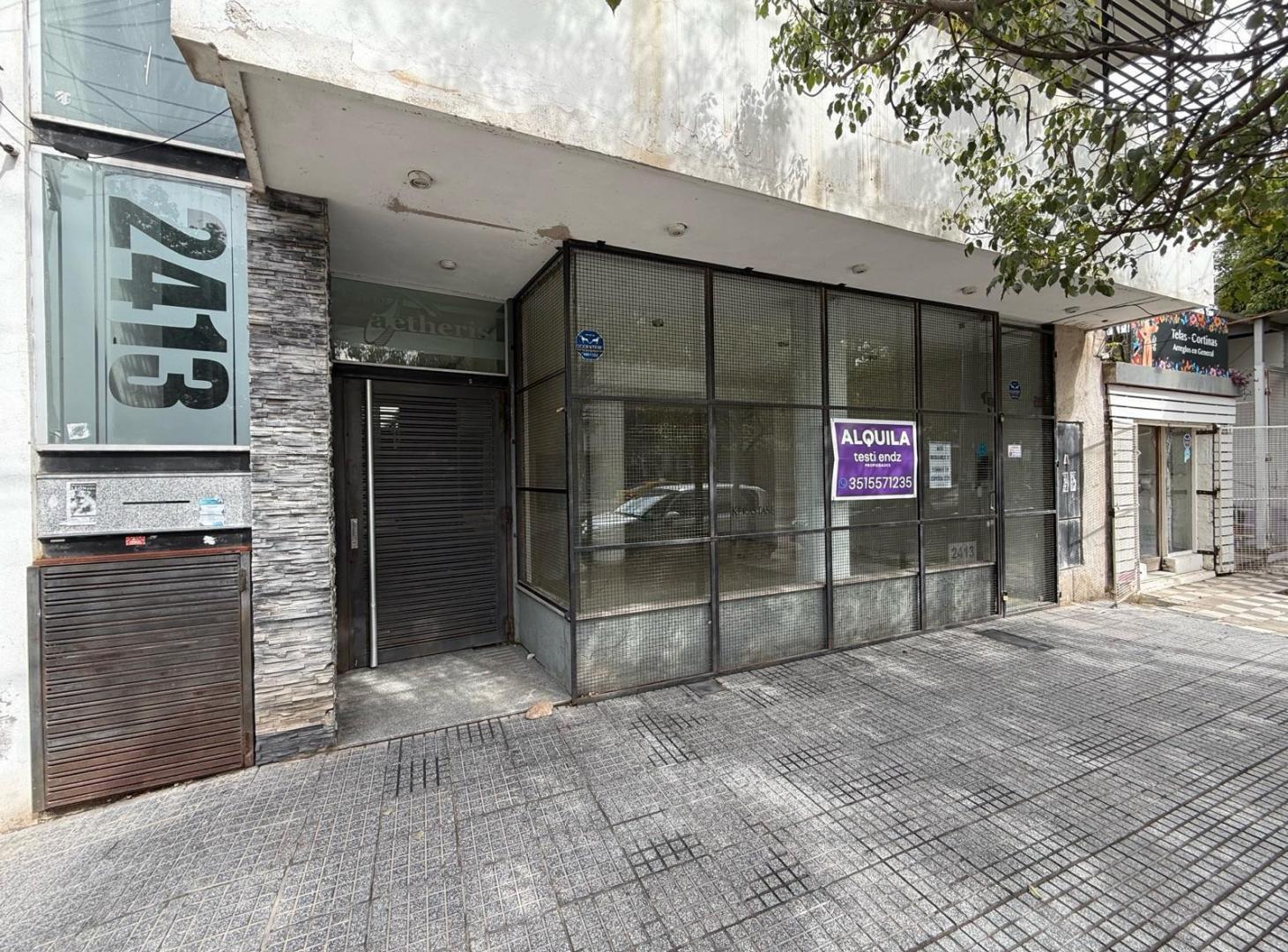 Alquilo local de 120 metros