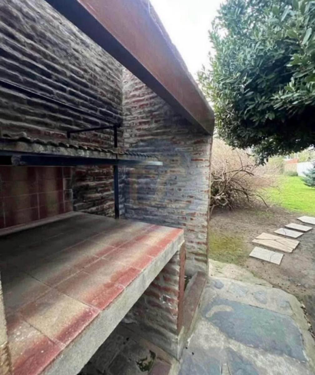 Casa de 2 Dorm. en Calle San Martín 100, Tandil 4