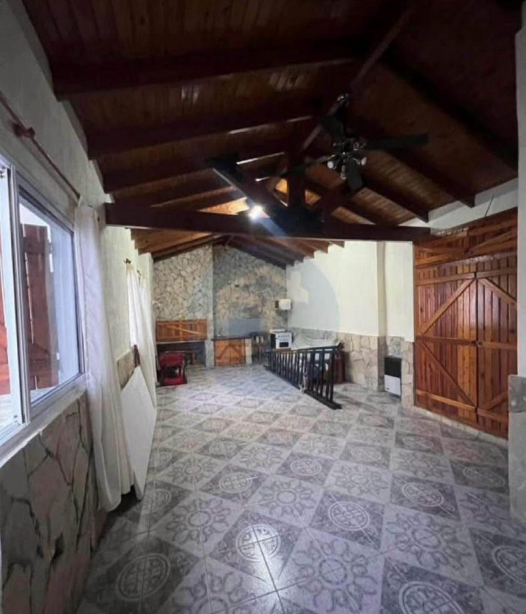 Casa de 2 Dorm. en Calle San Martín 100, Tandil 5