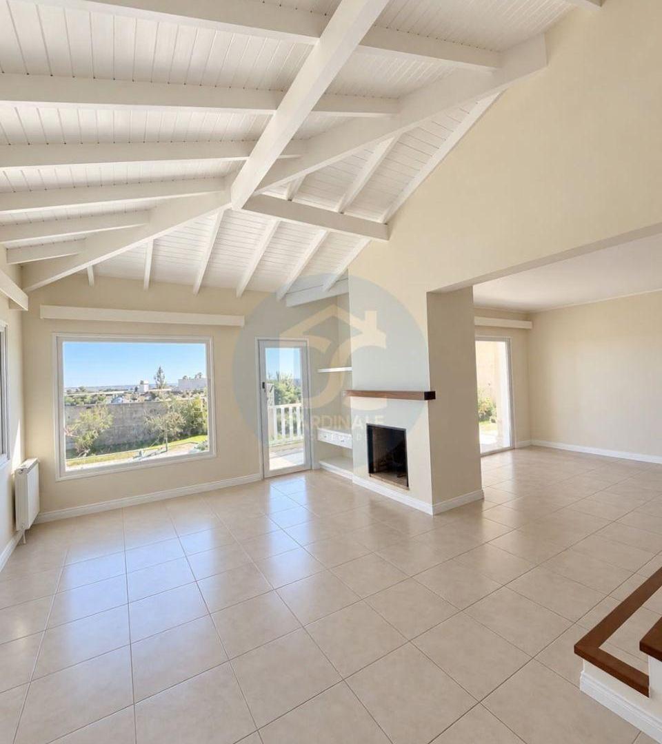 Foto de Casa a la venta Country de las Sierras., imagen 2