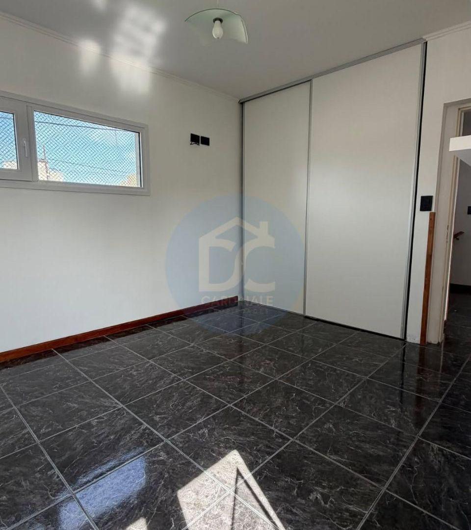 Foto de Casa a la venta de 2 dormitorios + monoambiente | Quinquela Martín 100., imagen 4