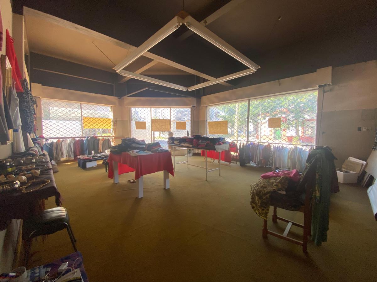 Foto de Imponente casa en esquina con gran y hermoso local en muy buena, imagen 5