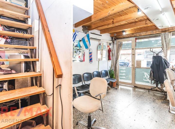 Venta PH 3 Ambientes con Local en Avellaneda 5